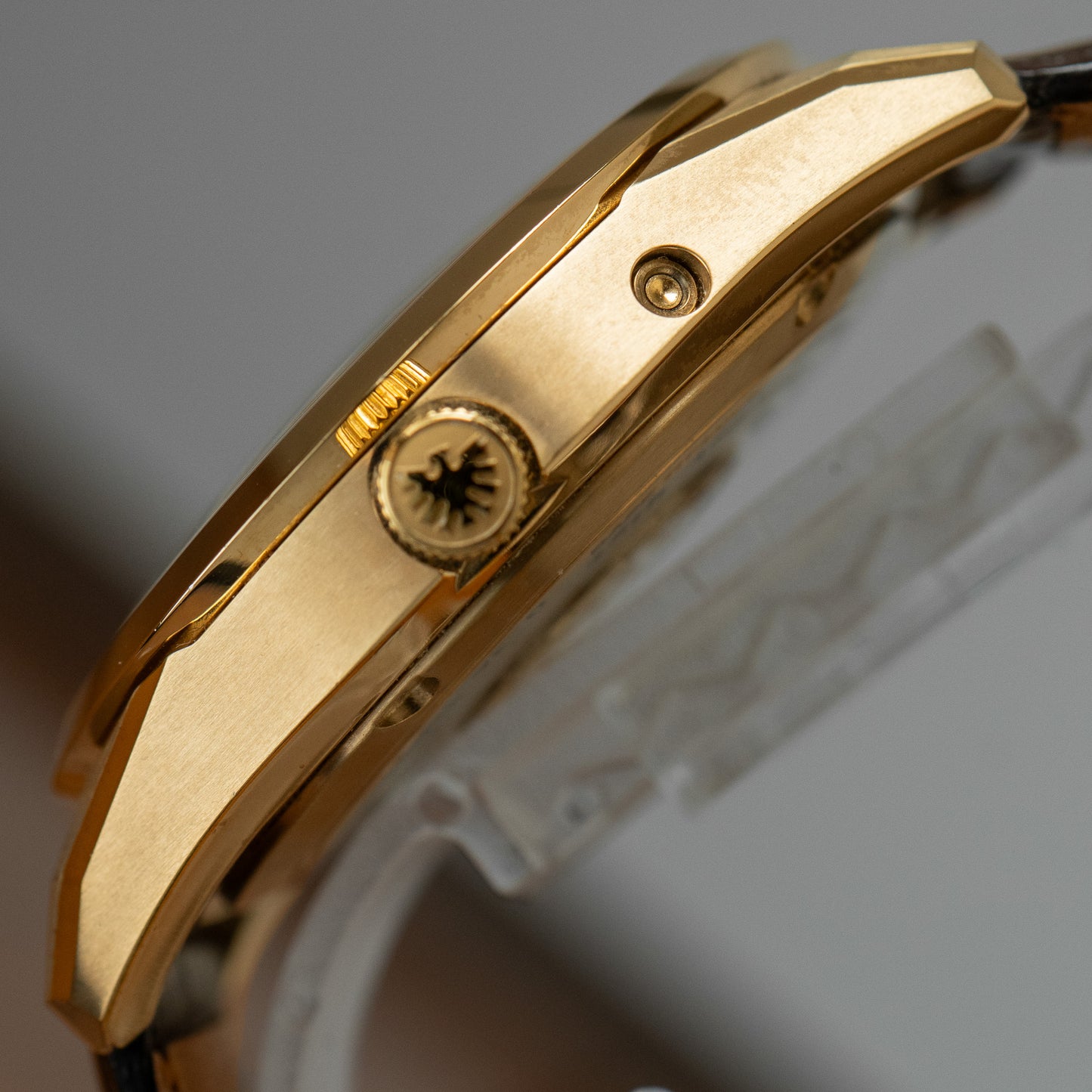 Citizen AQ4042-01P Chronomaster Anniversary Edition