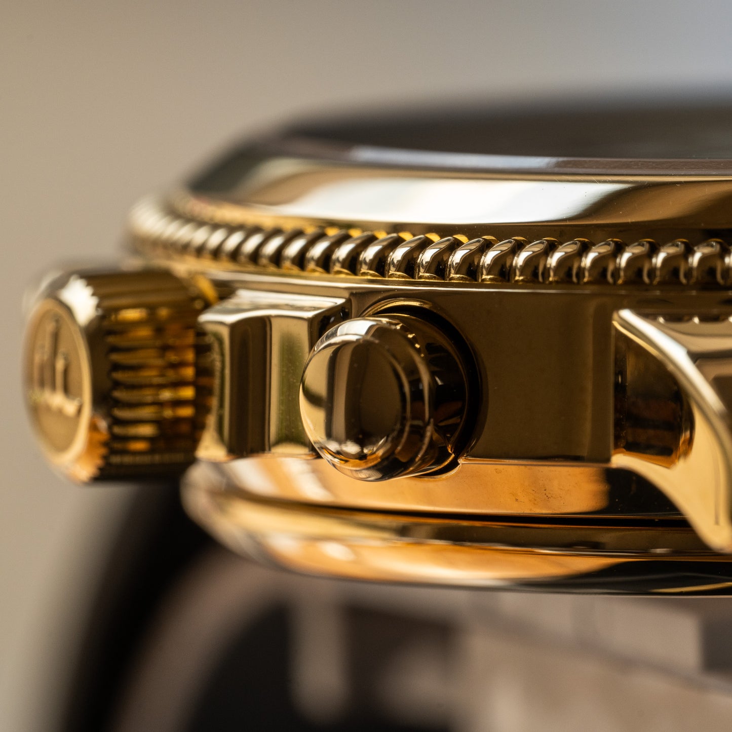 Credor “Phoenix” GBBH998 Gold Chronograph