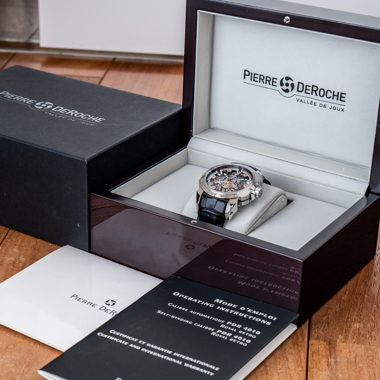 Pierre DeRoche “TNT Royal Retro 43” TNT10005ACTIO-001CRO