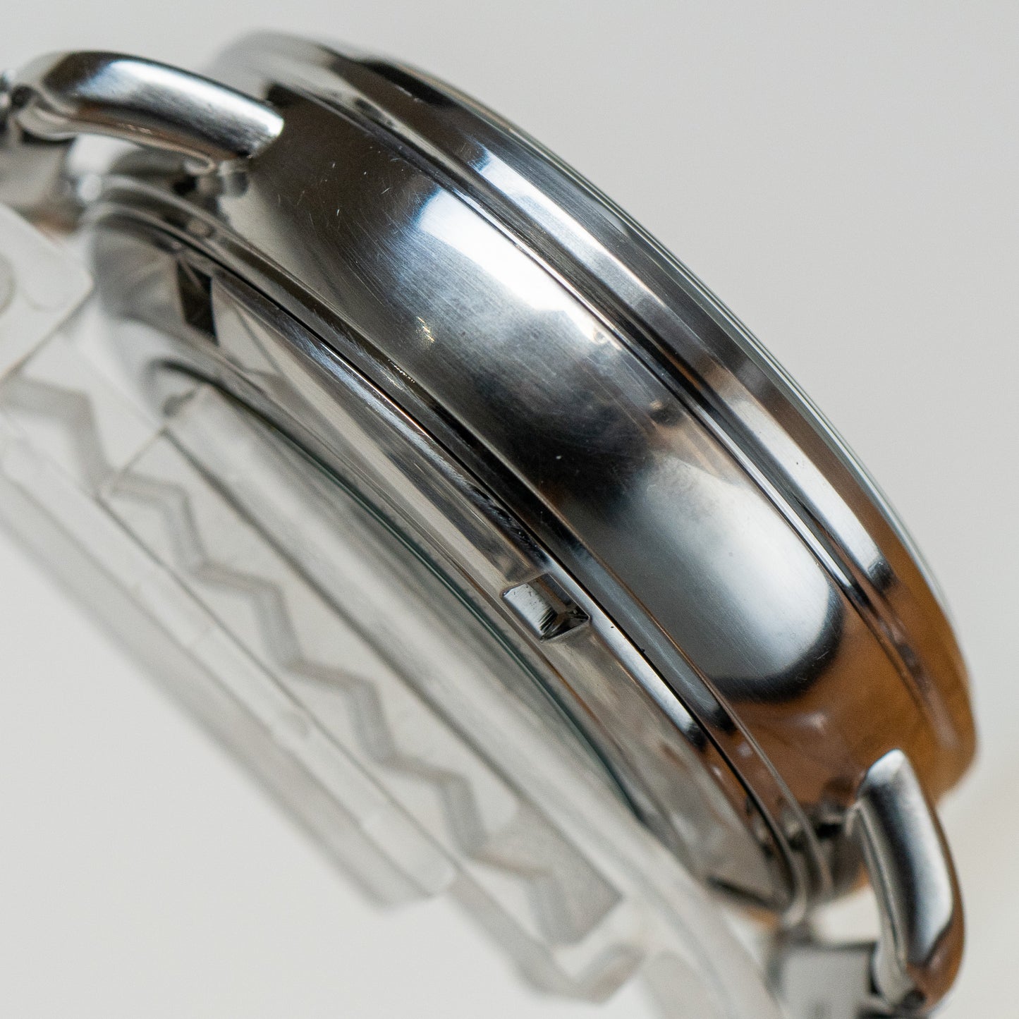 Seiko "Sunny-Side Up" SCVE001 Yellow Dot