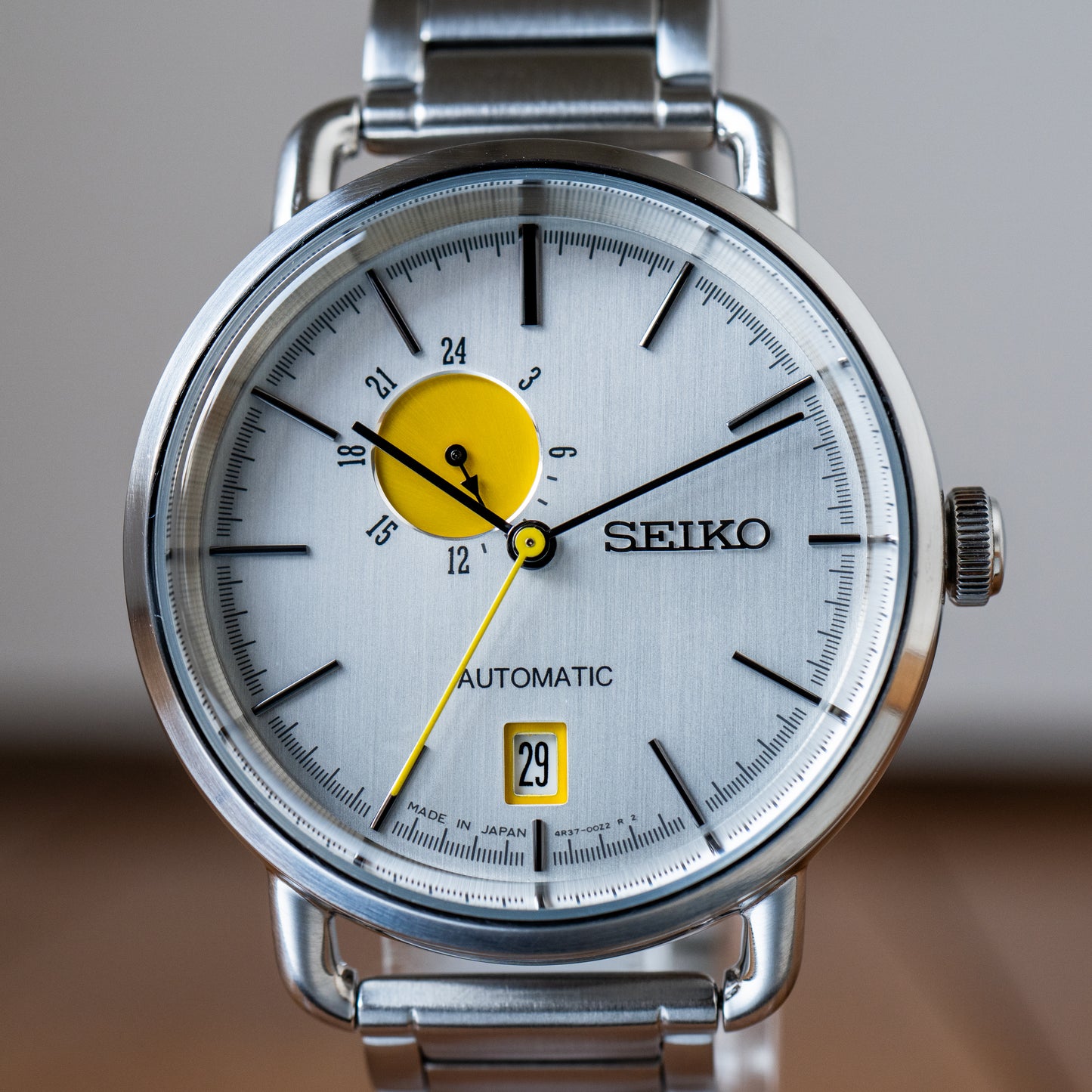 Seiko "Sunny-Side Up" SCVE001 Yellow Dot