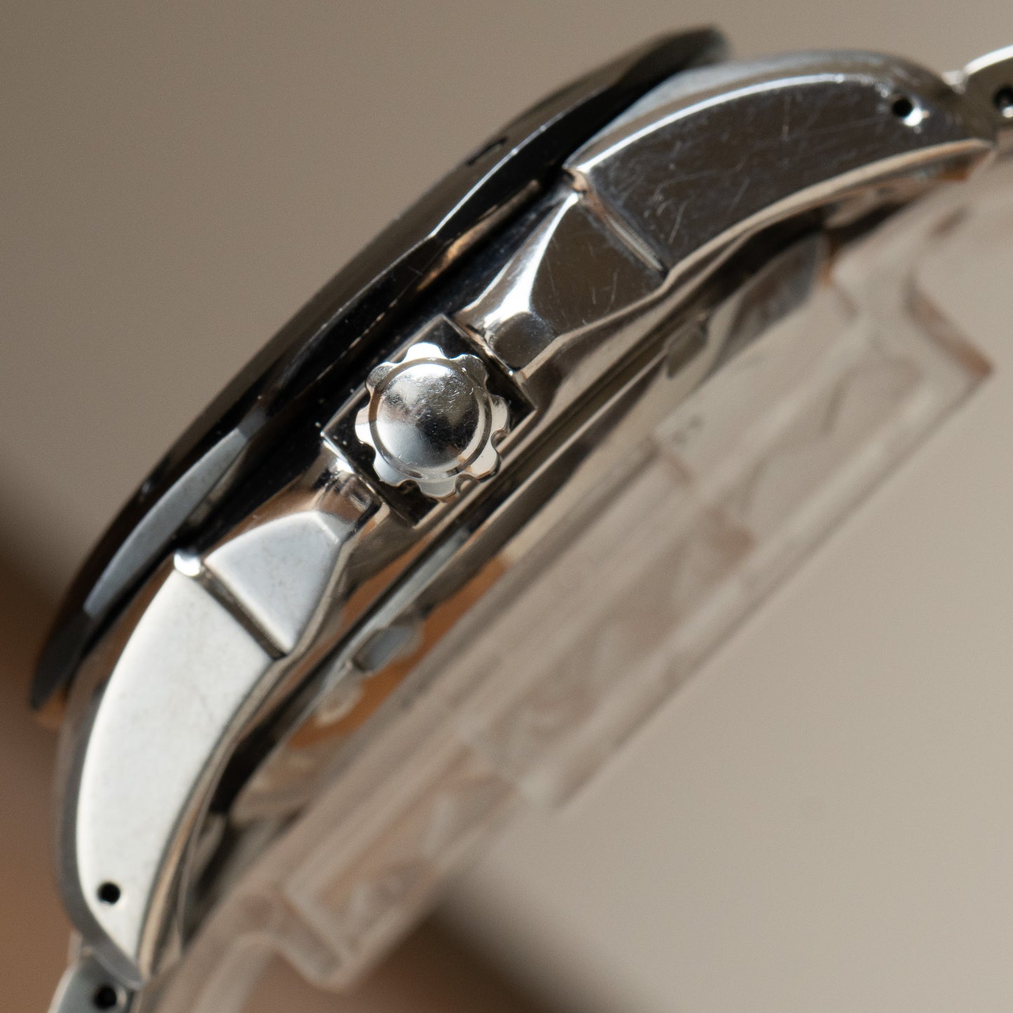 Seiko 7D46-0AE0 “Big Date” Kinetic Perpetual
