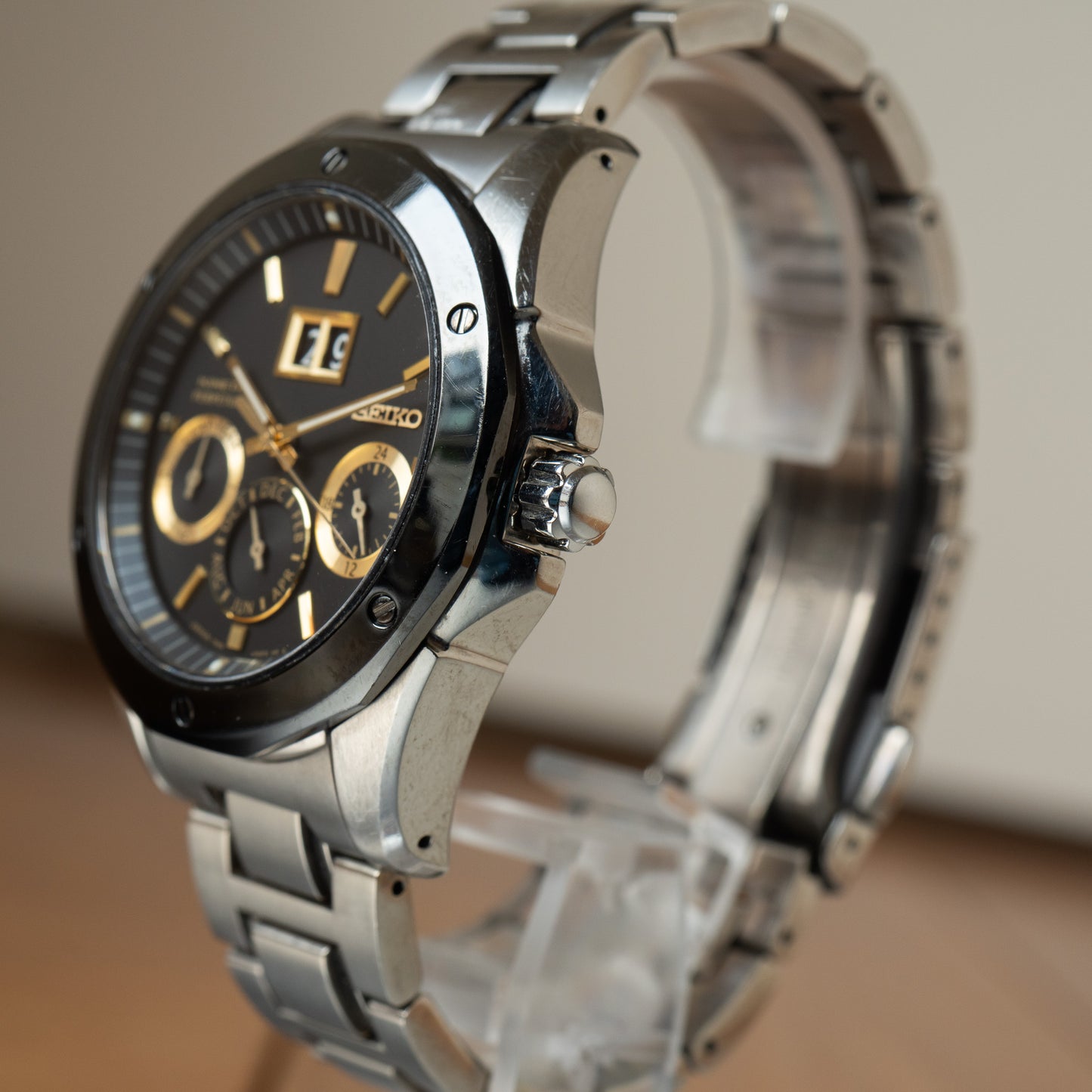 Seiko 7D46-0AE0 “Big Date” Kinetic Perpetual