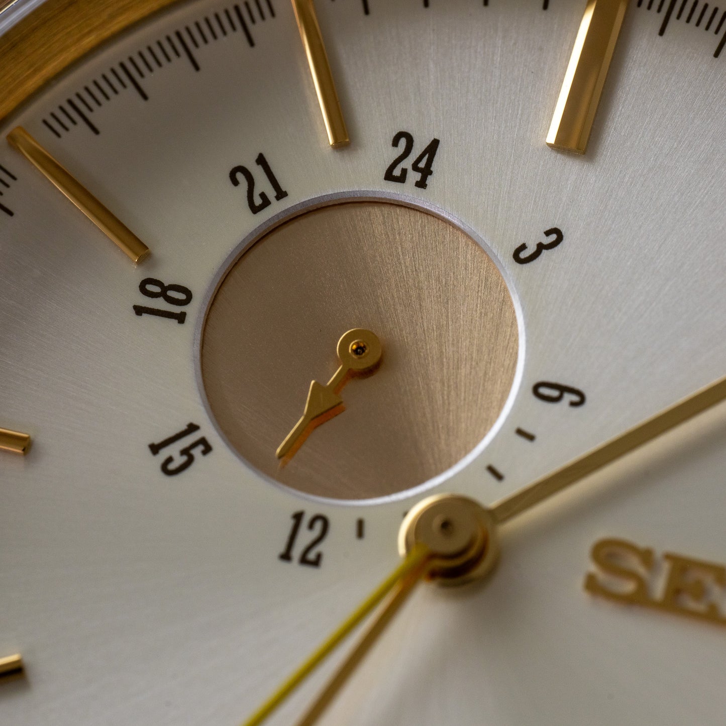 Seiko "Gold Dot" SCVE008