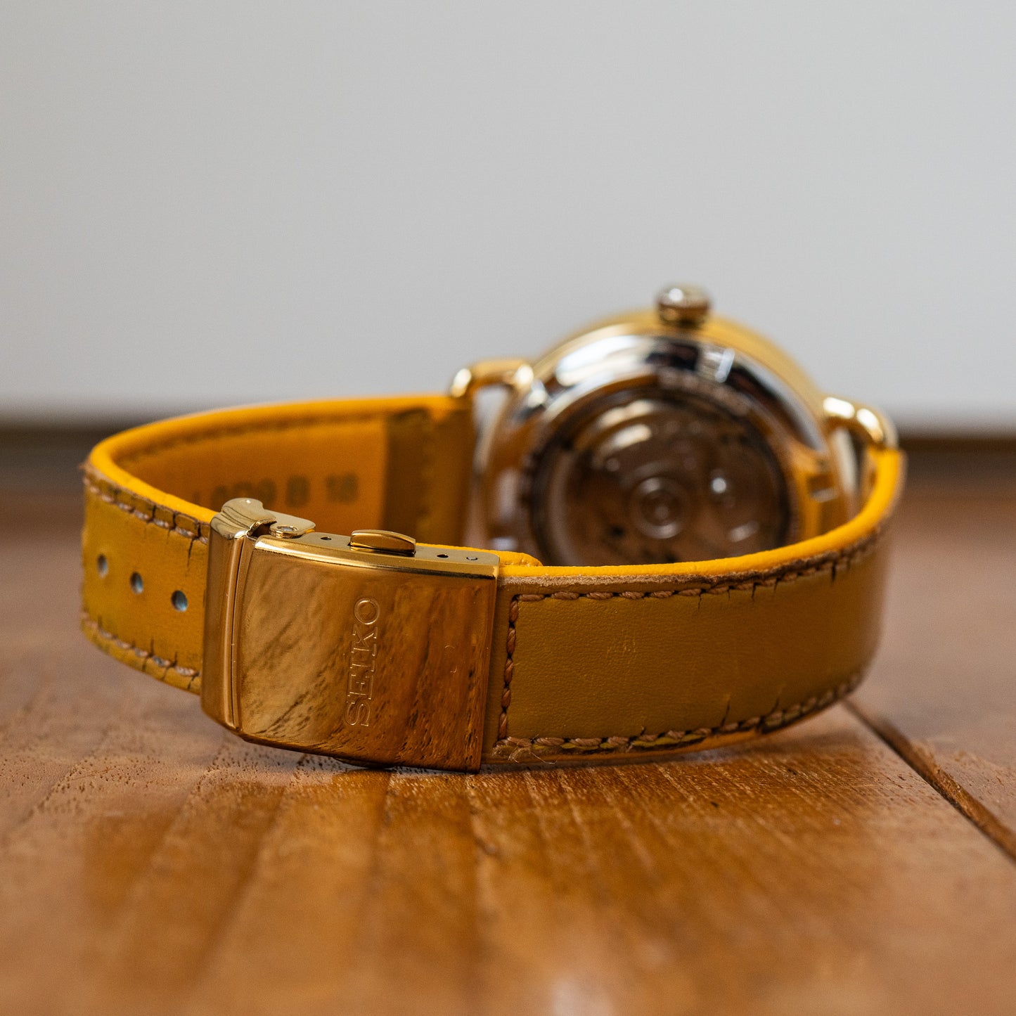 Seiko "Gold Dot" SCVE008