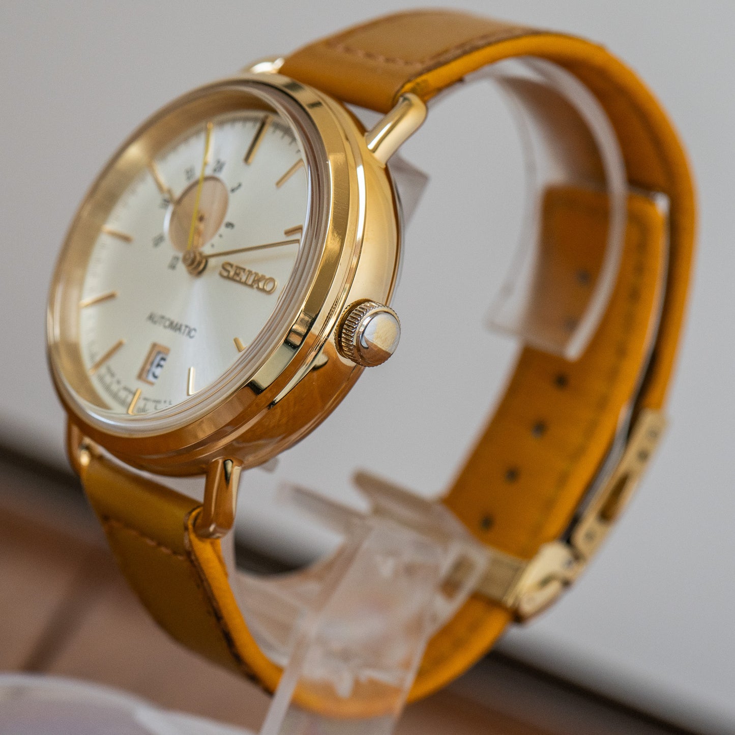 Seiko "Gold Dot" SCVE008