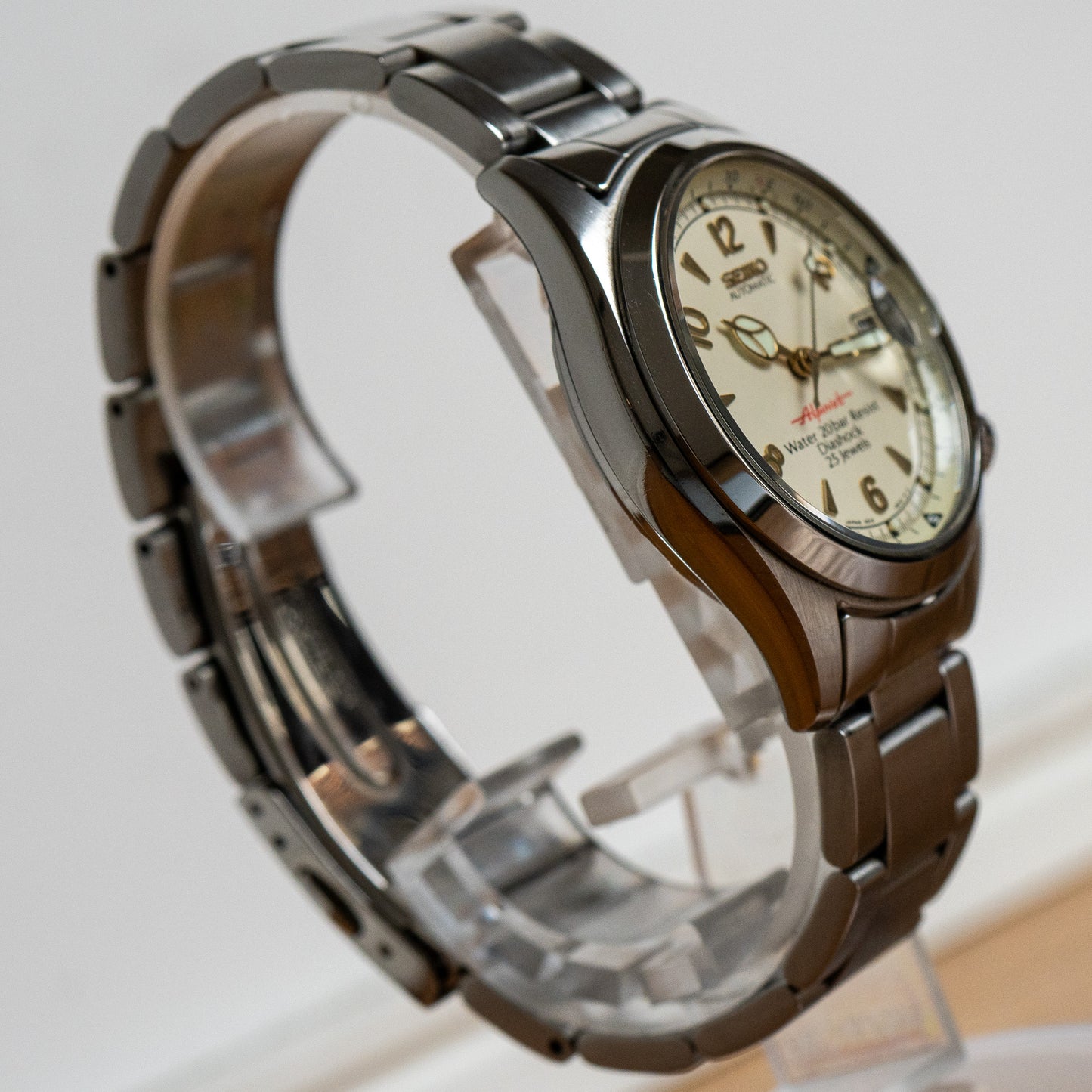 Seiko "Red Alpinist" SCVF007