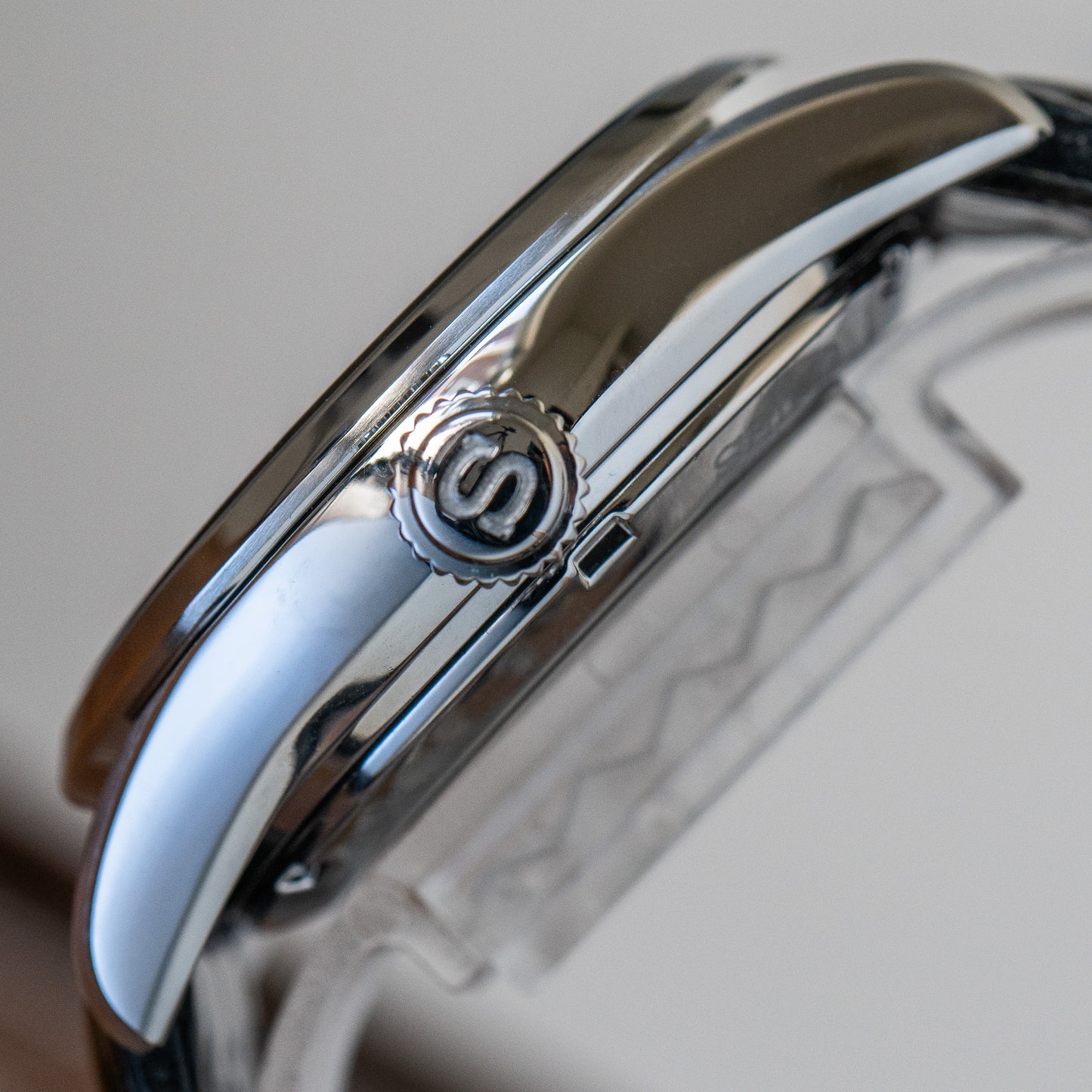 Seiko SPB085 Hand-Lacquered "Moon at Dawn"