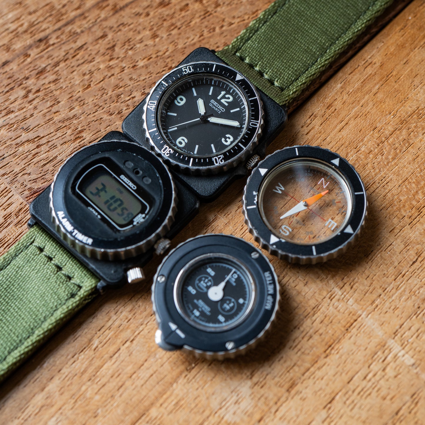 Seiko 1421-0140 “Contra” Field Master