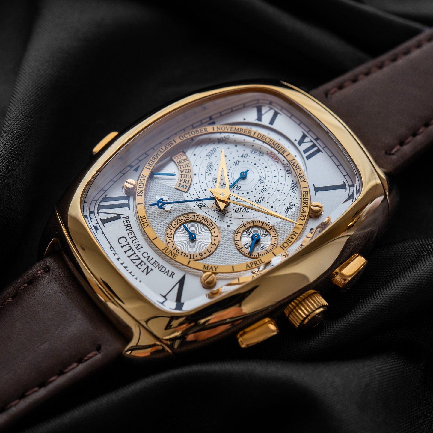 Campanola Golden CTU57-0683 Perpetual Calendar