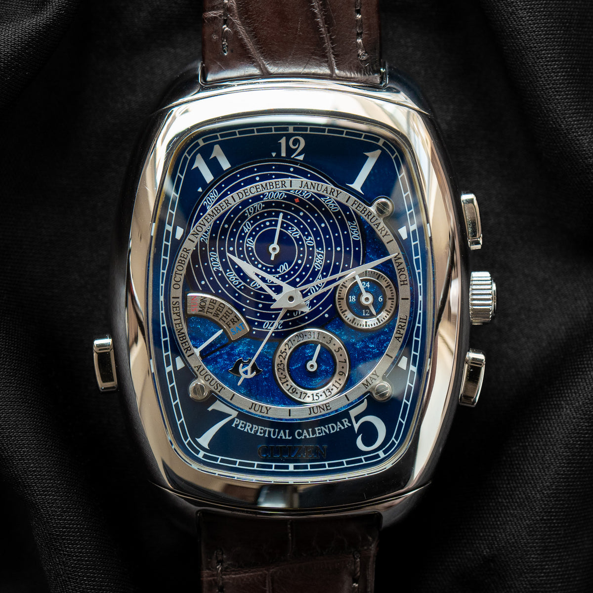 Citizen Campanola "Triple Perpetual" 6702-T001432