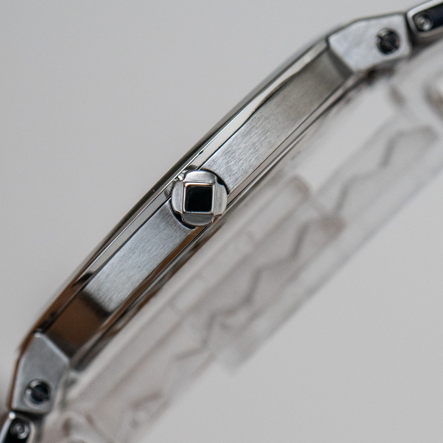 Seiko Credor "Mother of Pearl" GCAT989