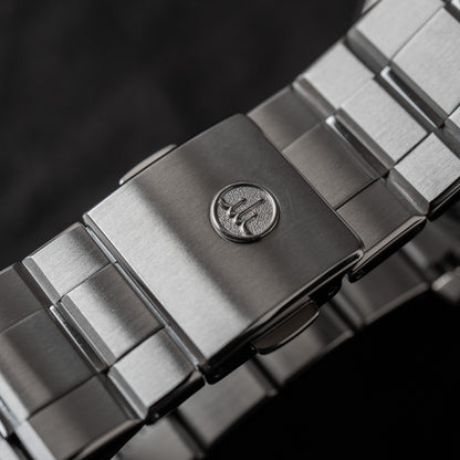 Credor “24/7” GCLH991 Spring Drive / 7R88-0AL0