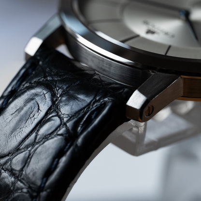 Credor “Clean White” GCBE999