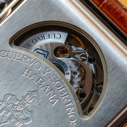 Cuervo y Sobrinos "Ivory Guilloché " Prominente Doble Tiempo
