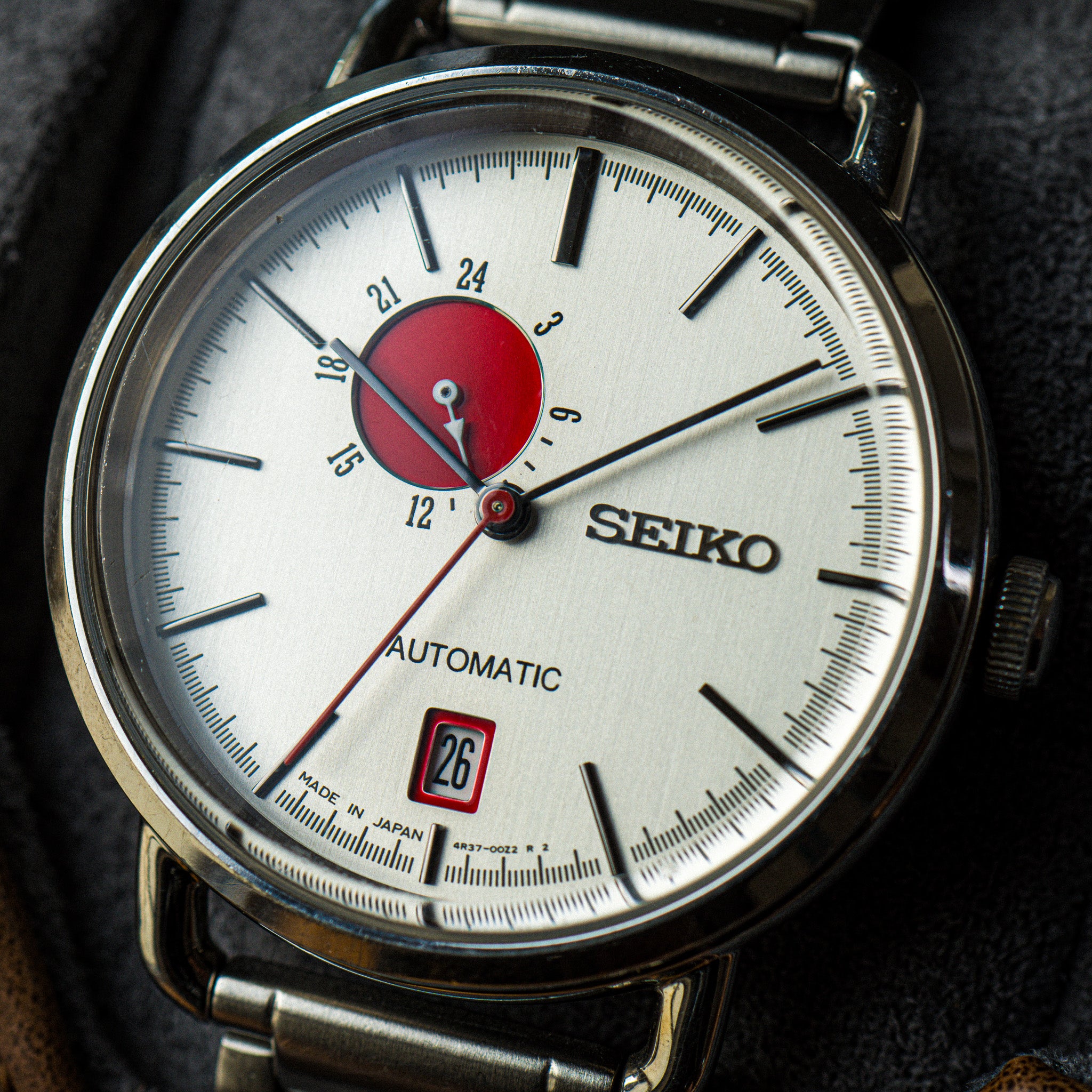 Seiko SCVE003; Red Dot / Rising Sun Watch – Provenance Watches