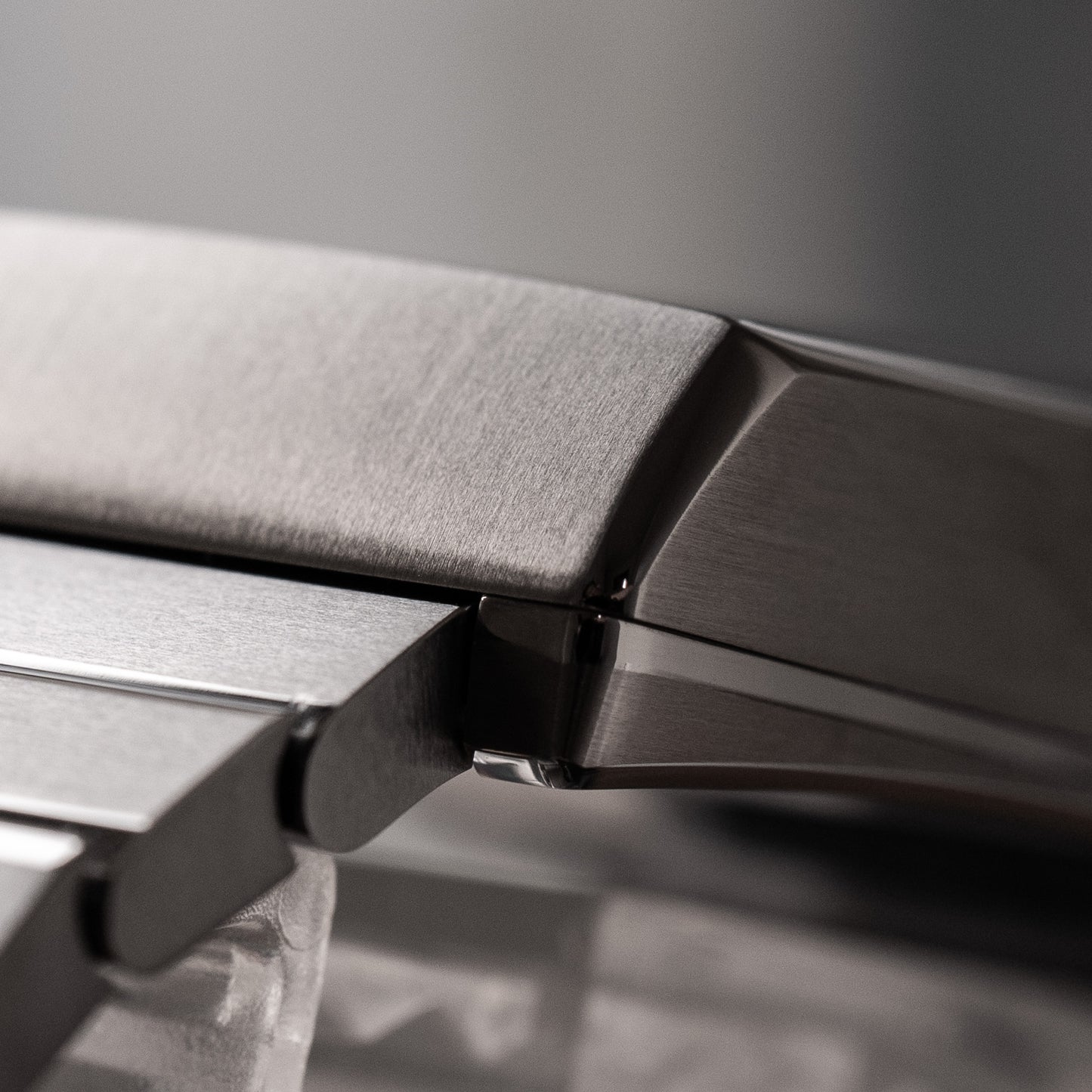 Girard-Perregaux “Casquette 2.0” 39800-21-3199-6CM