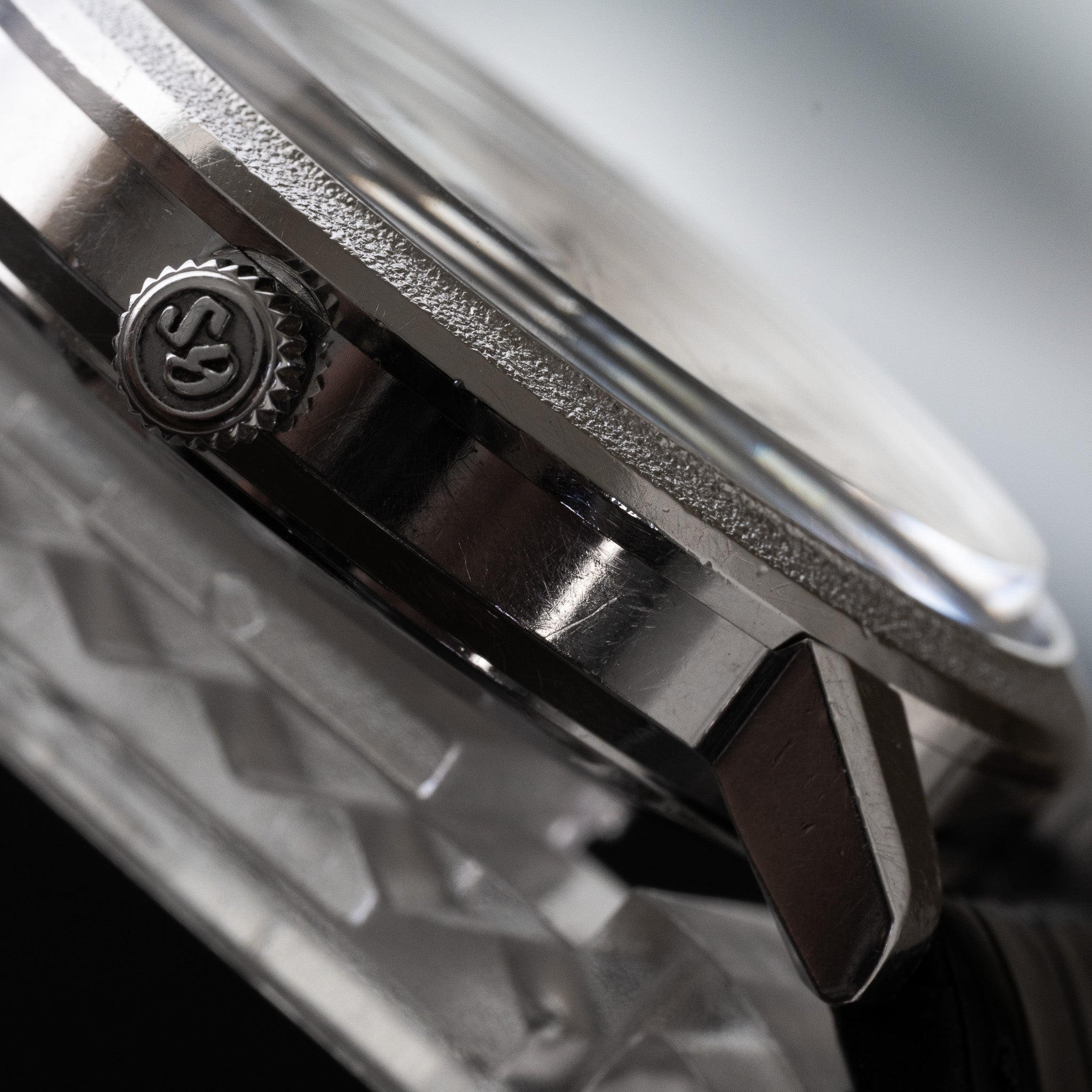 Grand Seiko “Hammered Steel” 5646-7040 – Provenance Watches