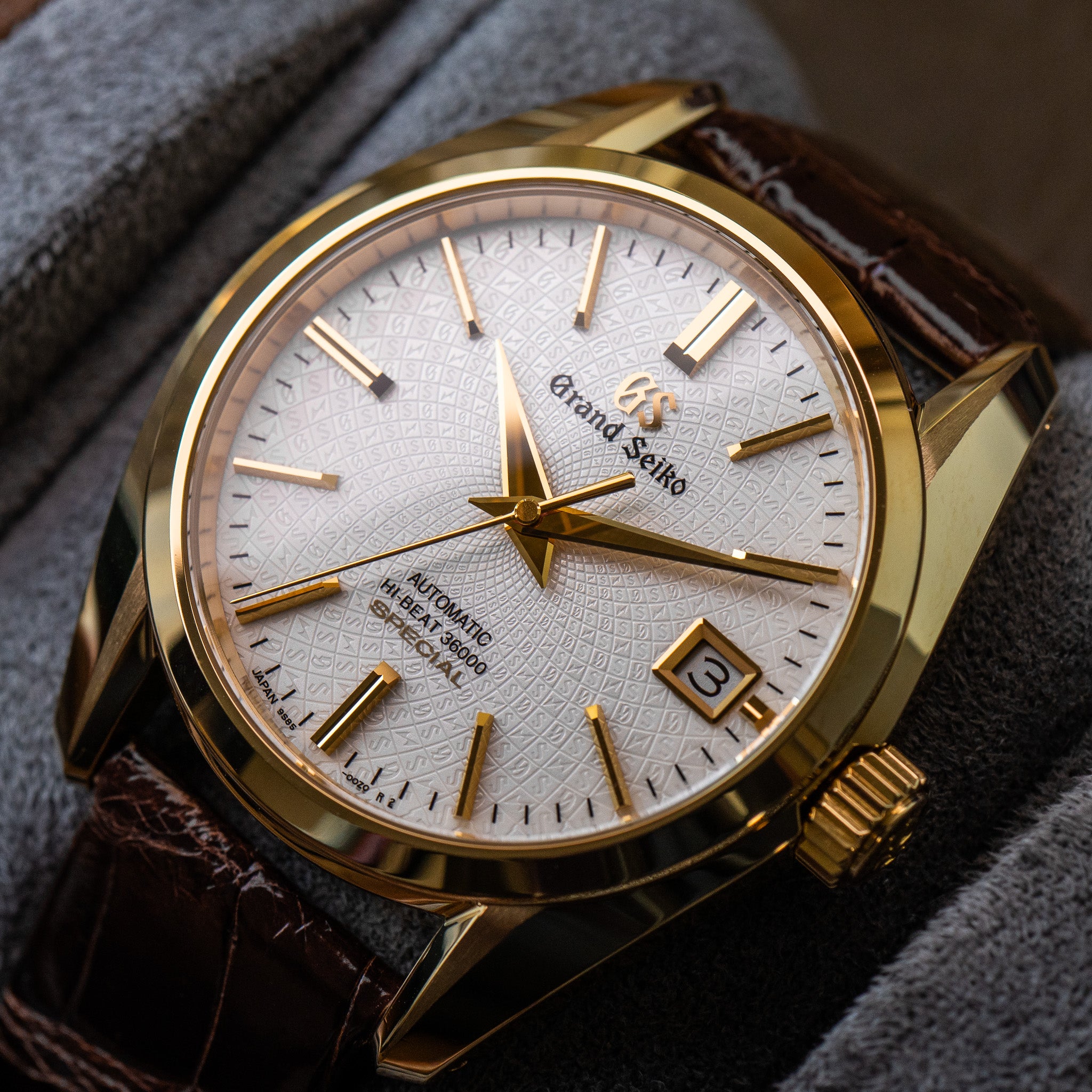 さぶろう Grand Seiko “Golden Whirlpool” SBGH266 – Provenance Watches