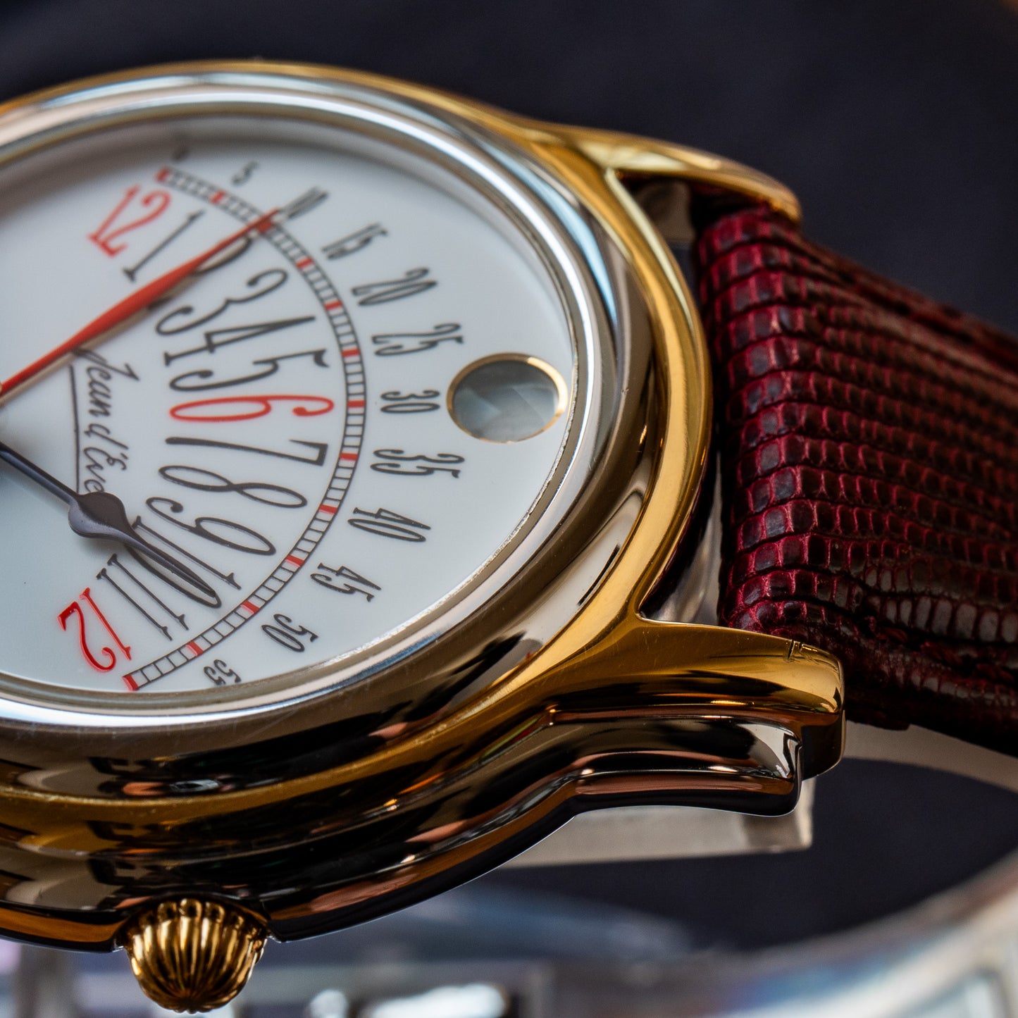 Jean d’Eve Gold “Sectora” Automatic