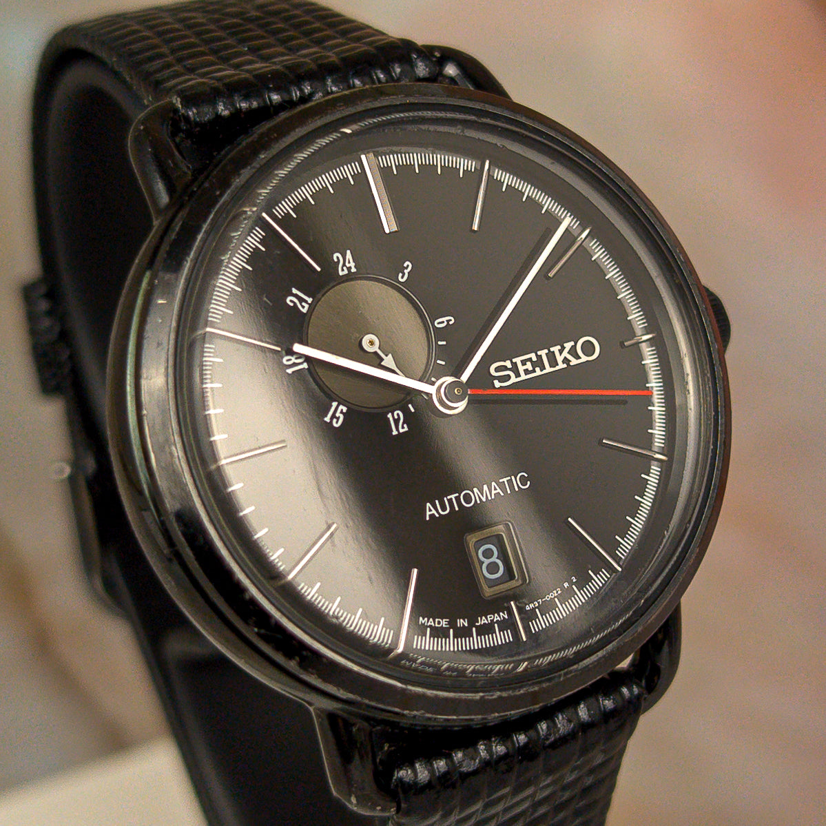 Seiko SCVE009; Black Dot / Black Sun