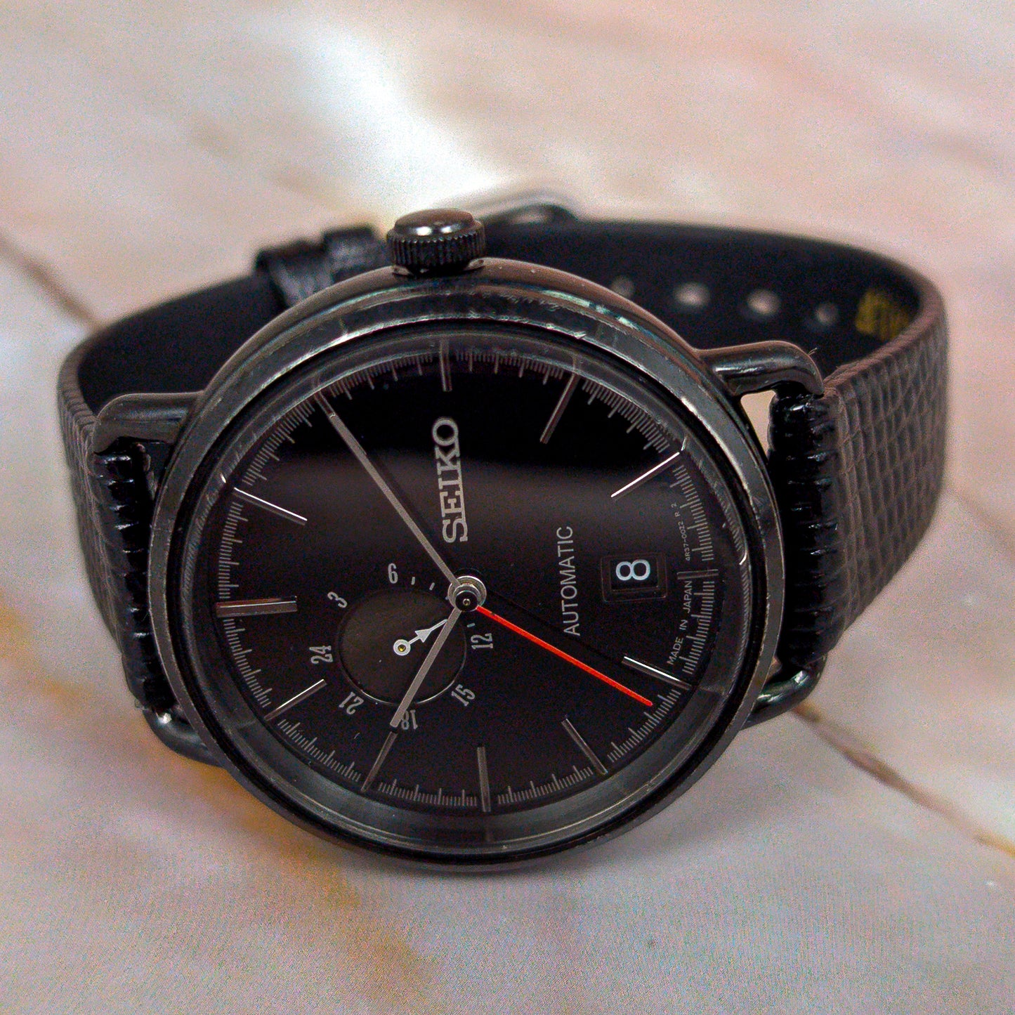 Seiko SCVE009; Black Dot / Black Sun