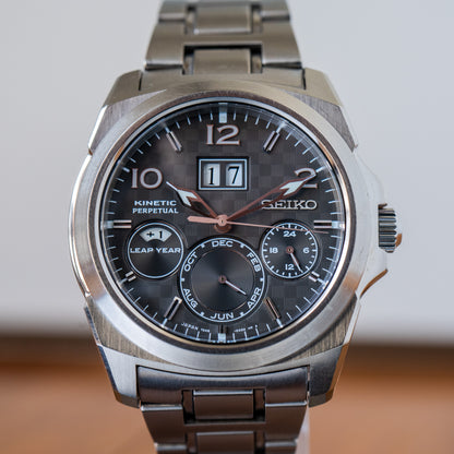 Seiko "Big Date" SAGV005 Perpetual Calendar