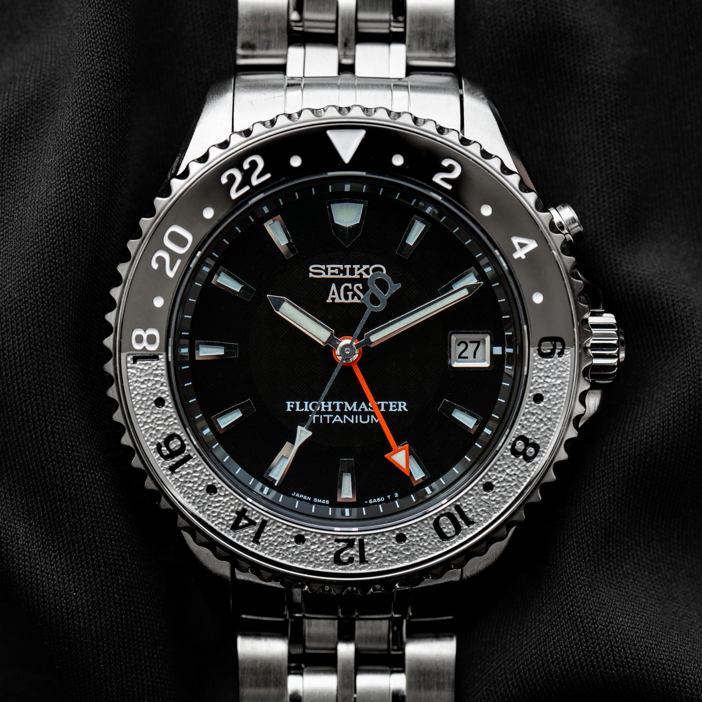 Seiko Titanium Flightmaster SBCW005 / 5M45-6A50