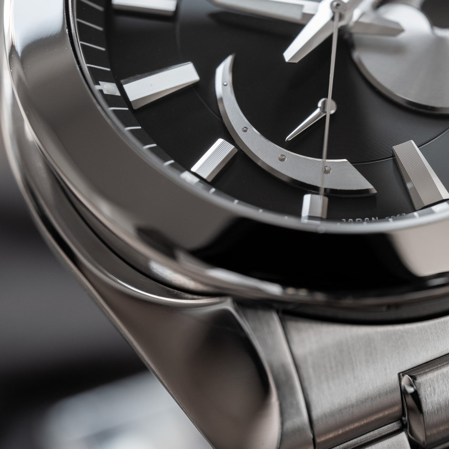 Seiko Spring Drive Moonphase SAEA011 /  5R67-0AC0