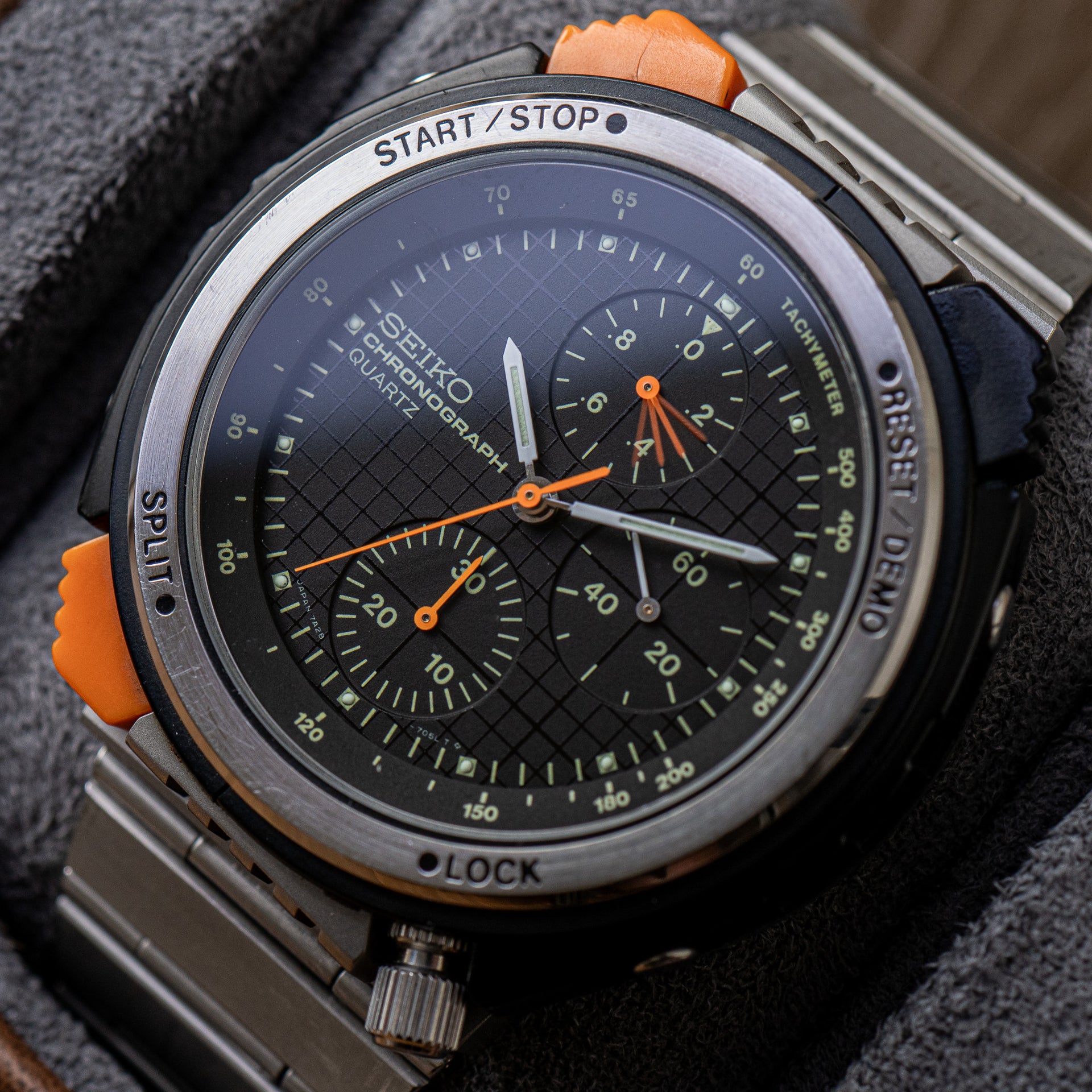 Seiko_7A28- 