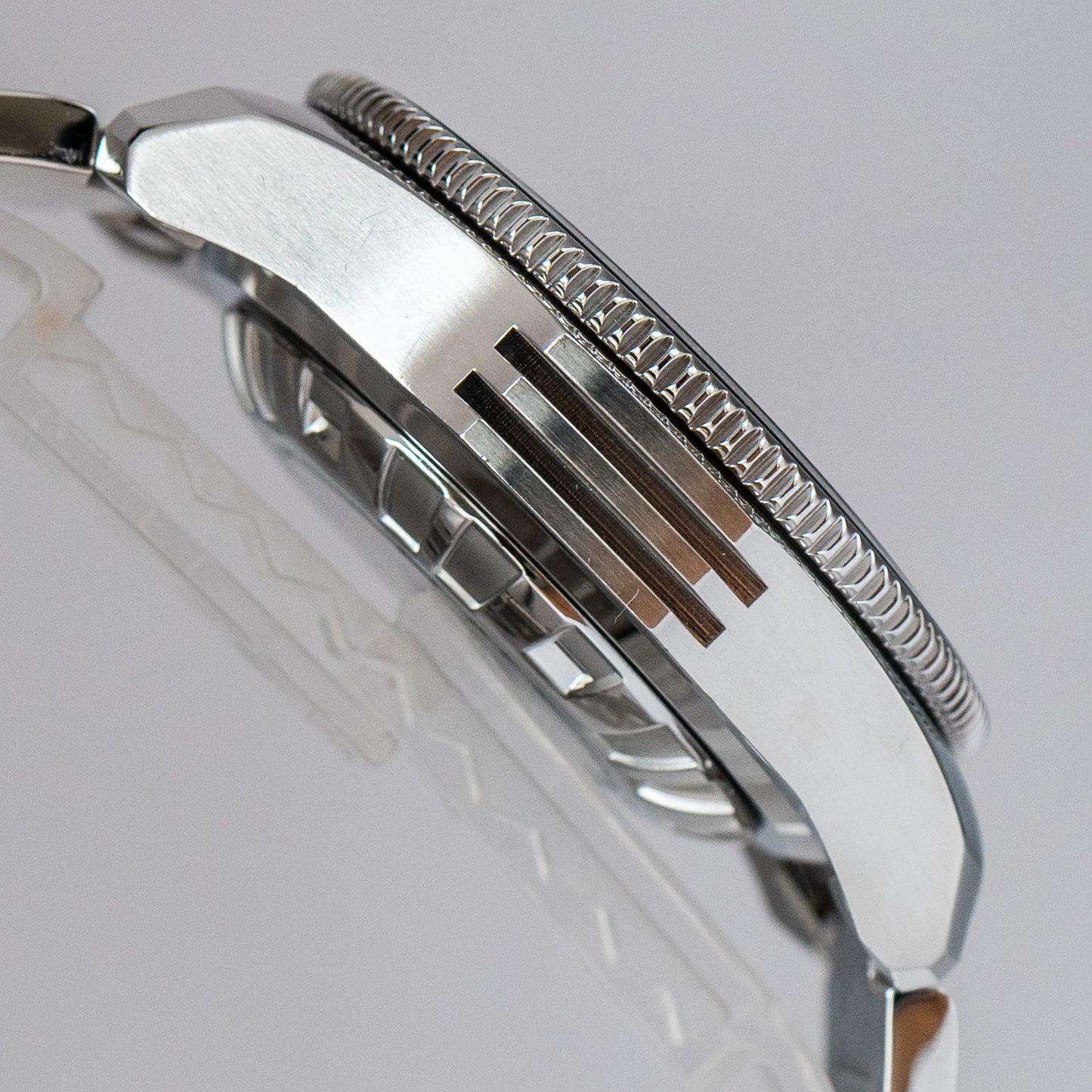 Seiko "Kinetic" 7L22-0AZ0