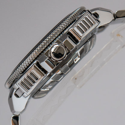 Seiko "Kinetic" 7L22-0AZ0