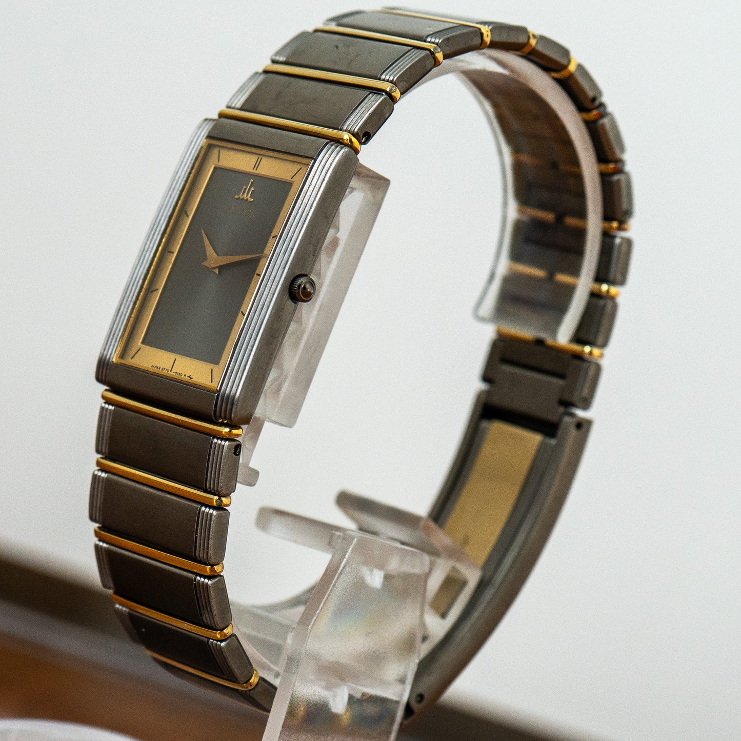 Credor "Precious Elements" 2F70-5130