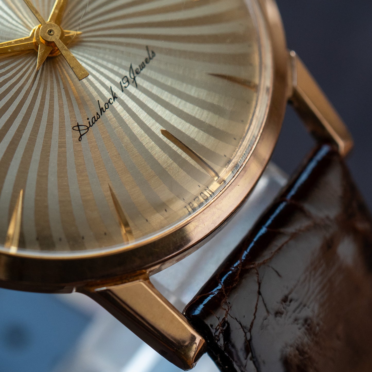 Seiko Crown “Hypnotic” J14043