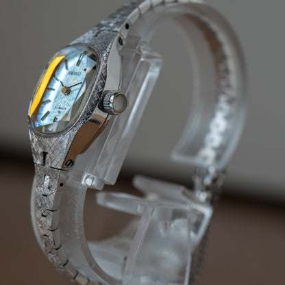 Seiko “Diamond Cut” Ladies 17-340