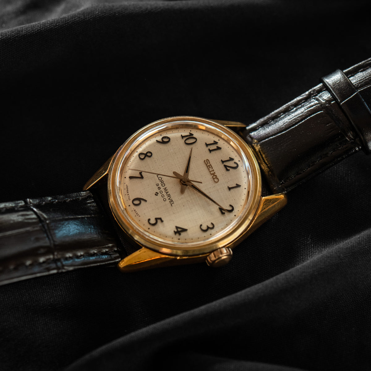 Seiko Marvel “Gold Linen” 5740-8000