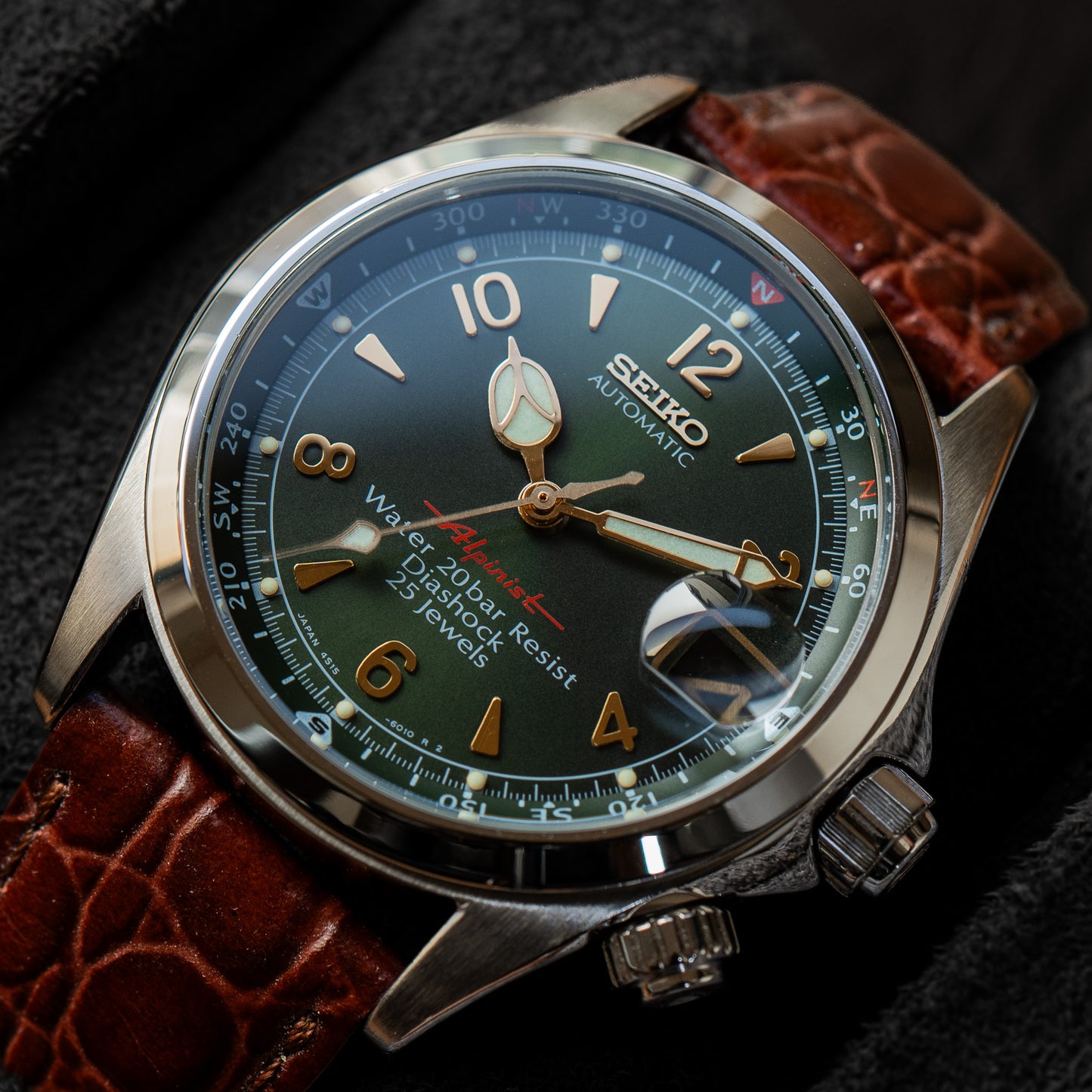 Seiko SCVF009 Green "Red" Alpinist