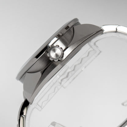 Seiko Spring Drive Moonphase SAEA011 /  5R67-0AC0