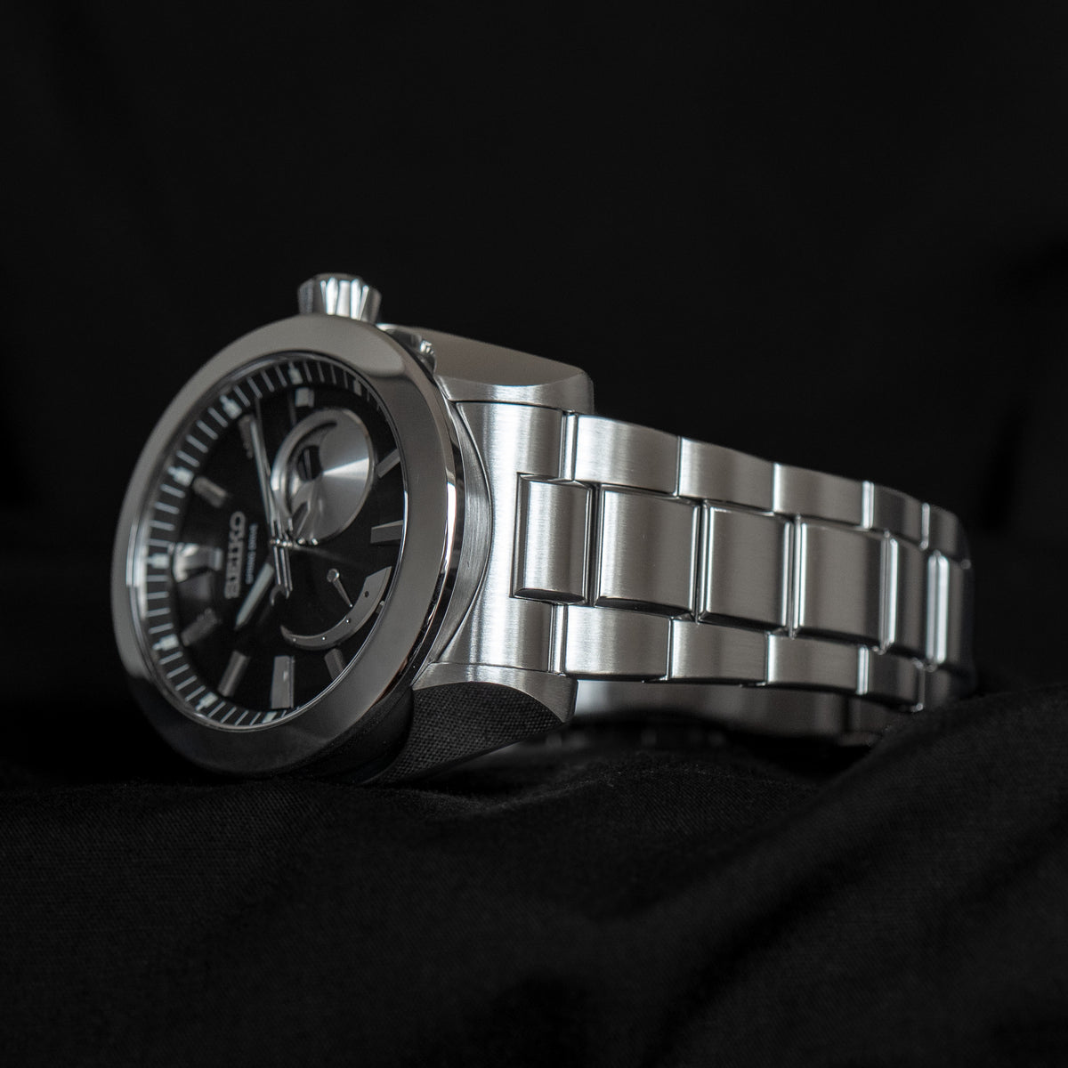 Seiko Spring Drive Moonphase SAEA011 /  5R67-0AC0