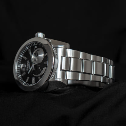 Seiko Spring Drive Moonphase SAEA011 /  5R67-0AC0