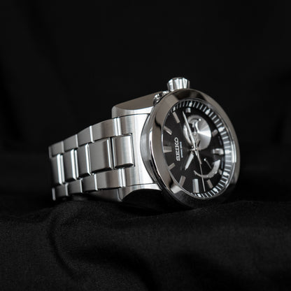 Seiko Spring Drive Moonphase SAEA011 /  5R67-0AC0