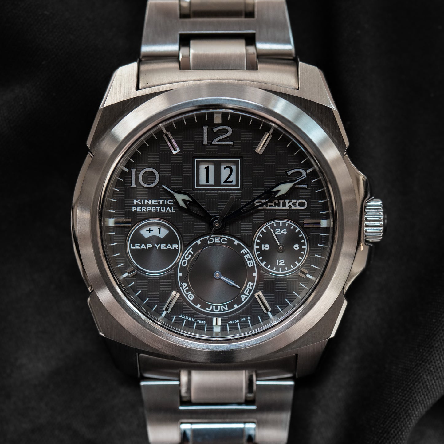 Seiko "Big Date" SAGV005 Perpetual Calendar
