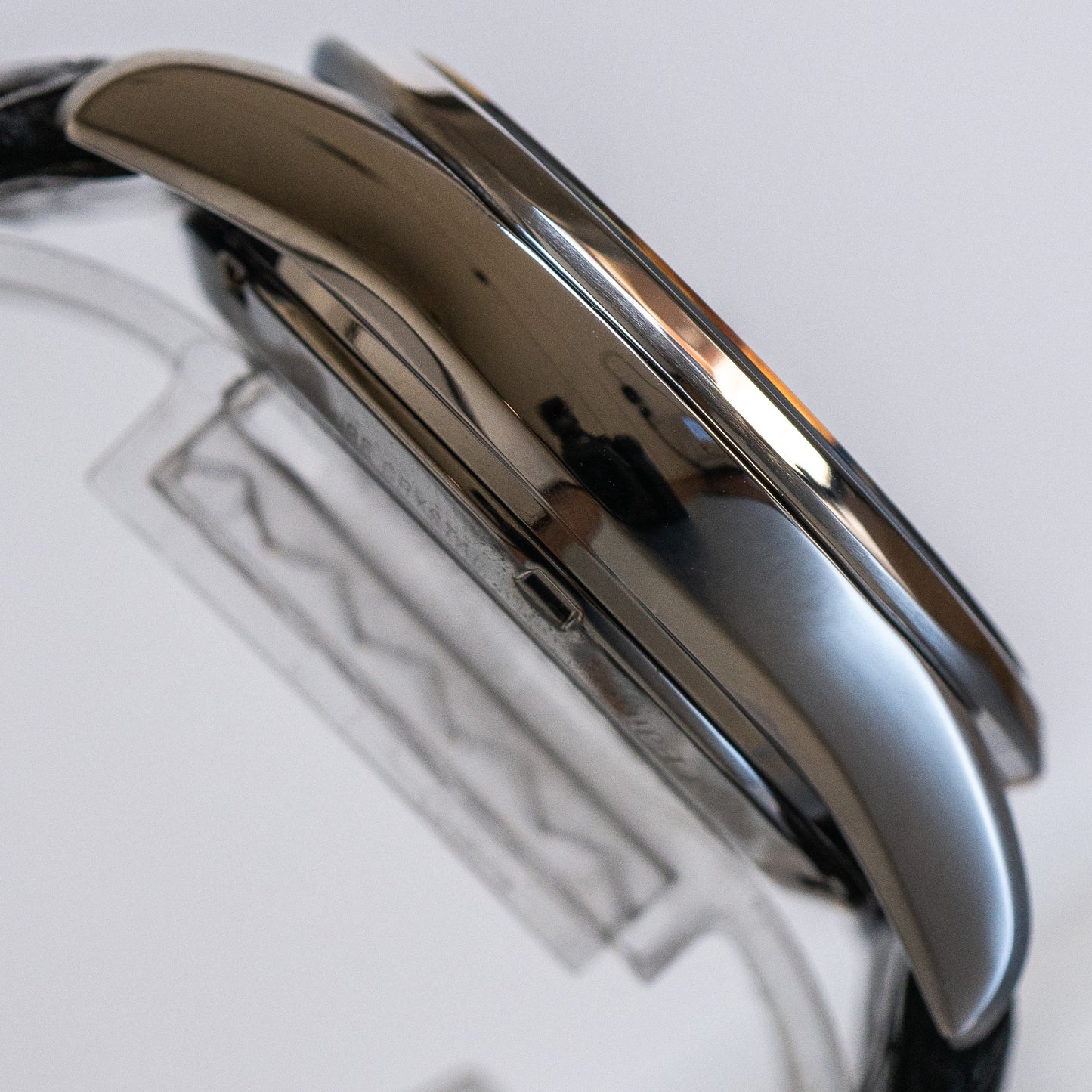 Seiko SPB085 Hand-Lacquered "Moon at Dawn"