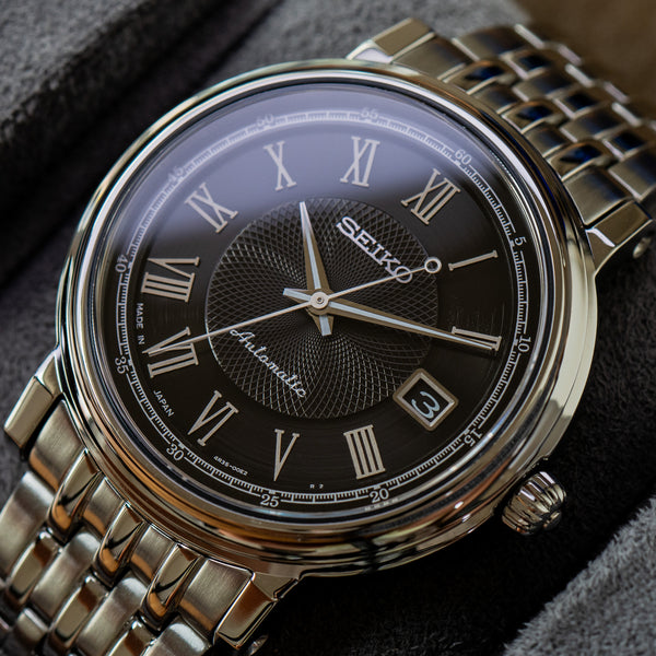 Quelle est la plus belle 3 aiguilles à chiffres romains ? Seiko_SARY007_Guilloche_Watch