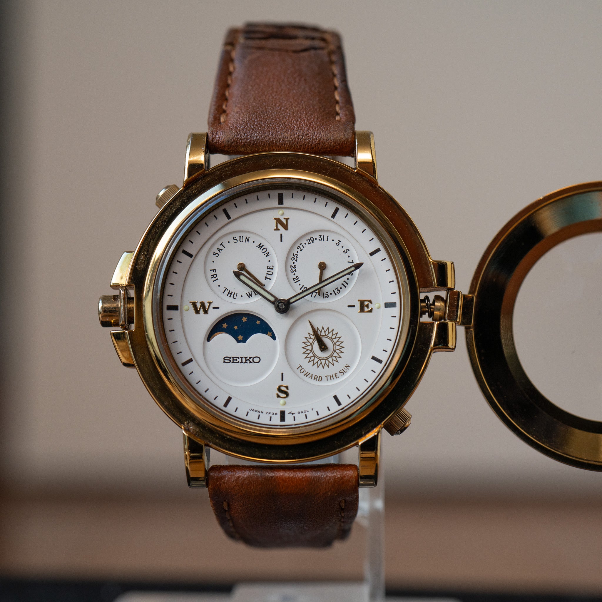 Seiko rare moon phase watch selling