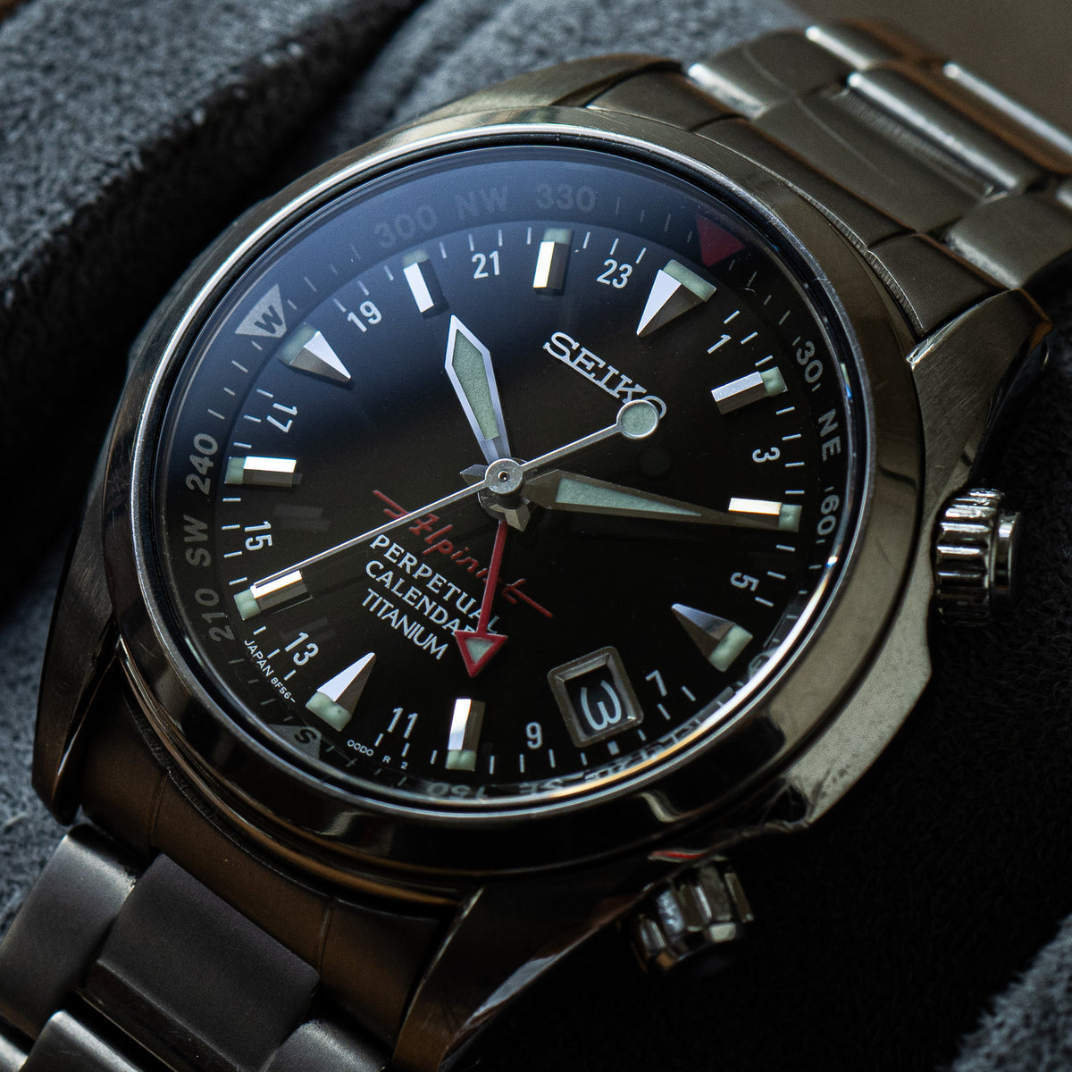 Seiko SBCJ019 Titanium Alpinist – Provenance Watches
