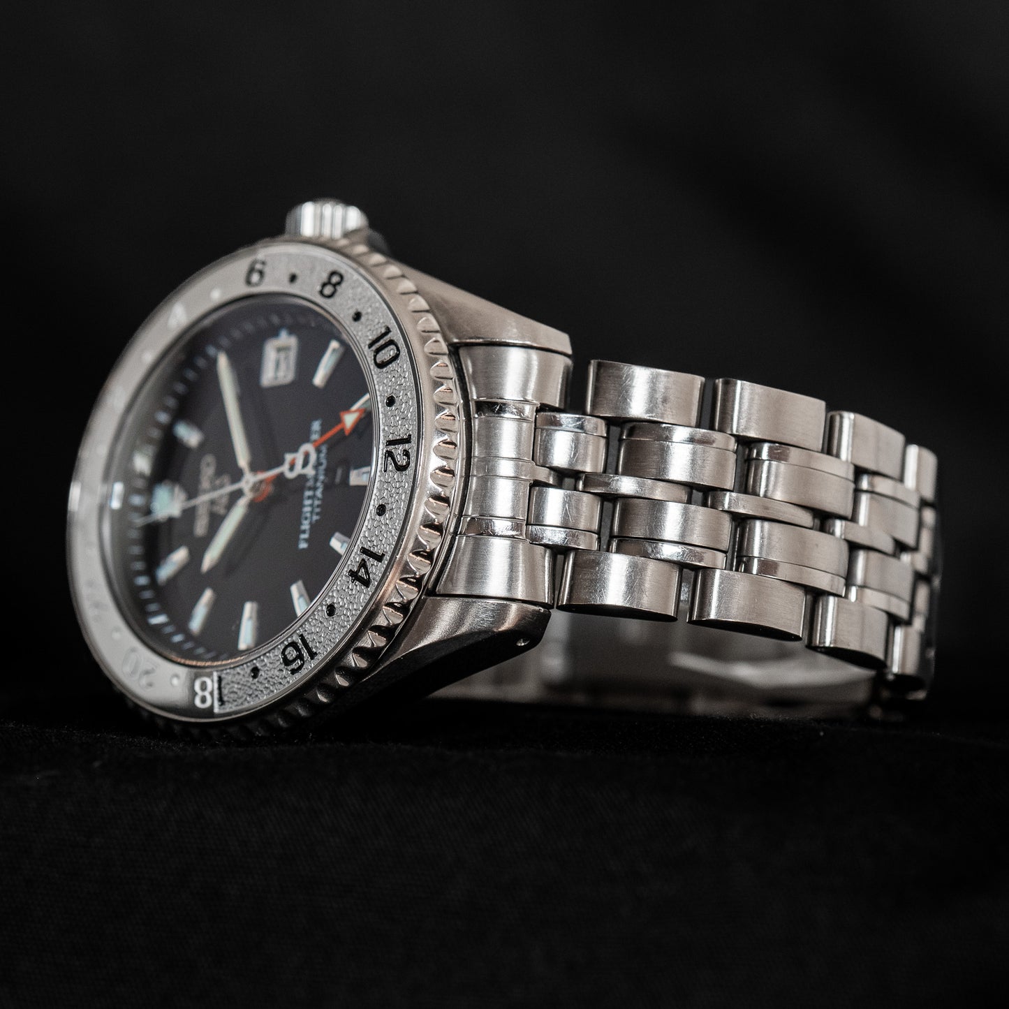 Seiko Titanium Flightmaster SBCW005 / 5M45-6A50
