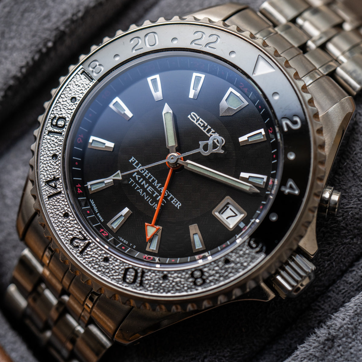 Seiko Titanium Flightmaster SBDW011 / 5M65-0A50