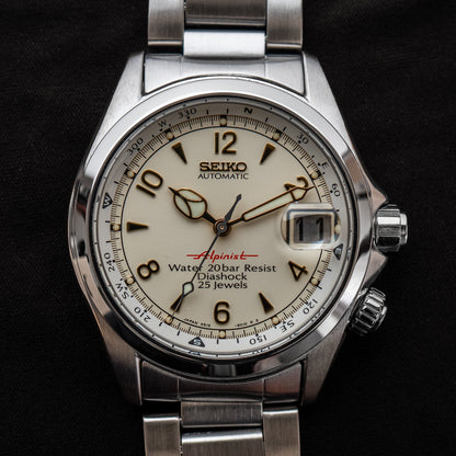 Seiko "Red Alpinist" SCVF007