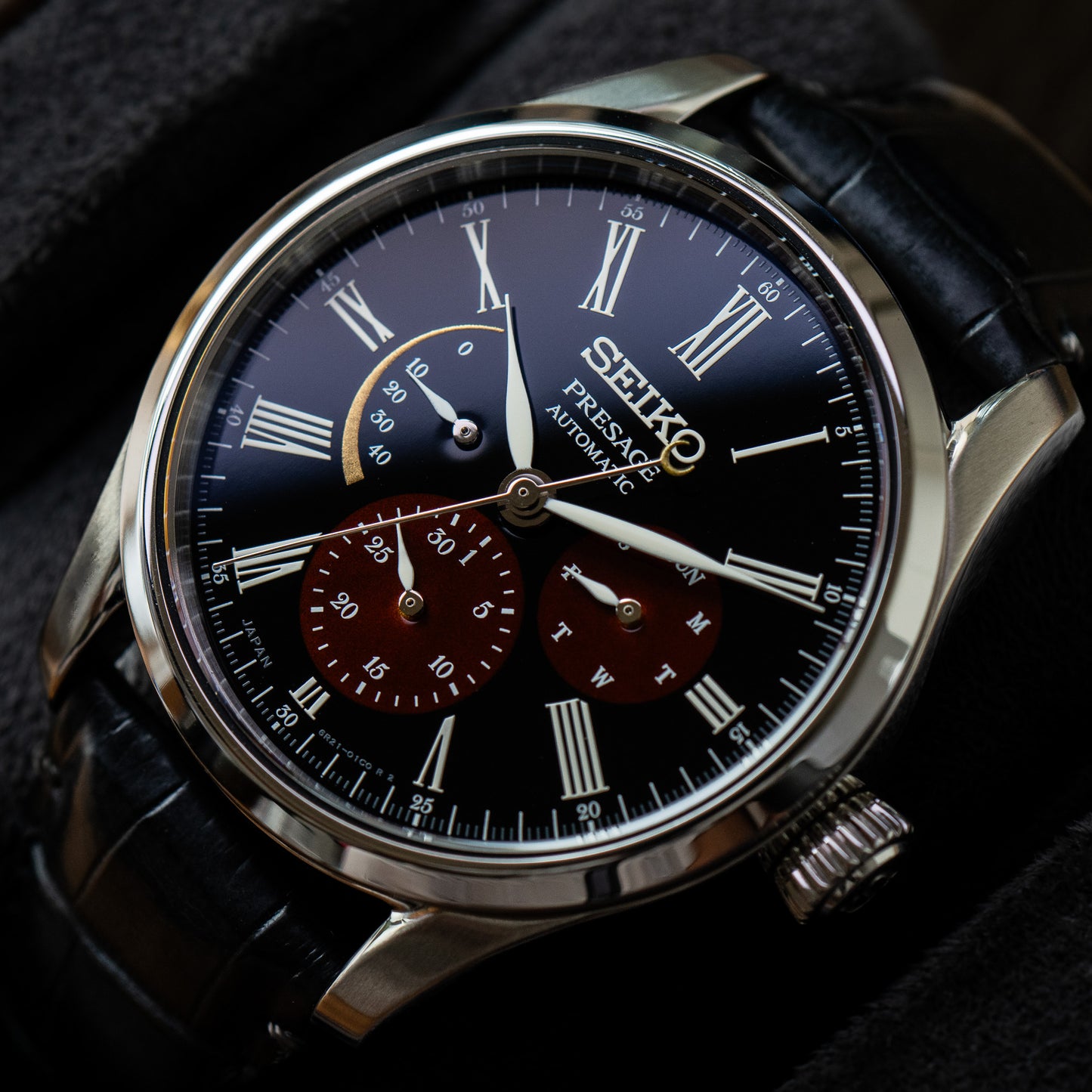 Seiko SPB085 Hand-Lacquered "Moon at Dawn"